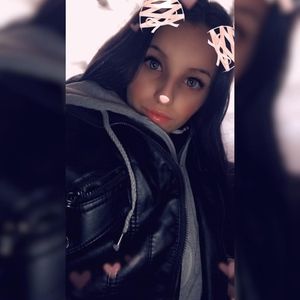 Meet your Posher, Hailee